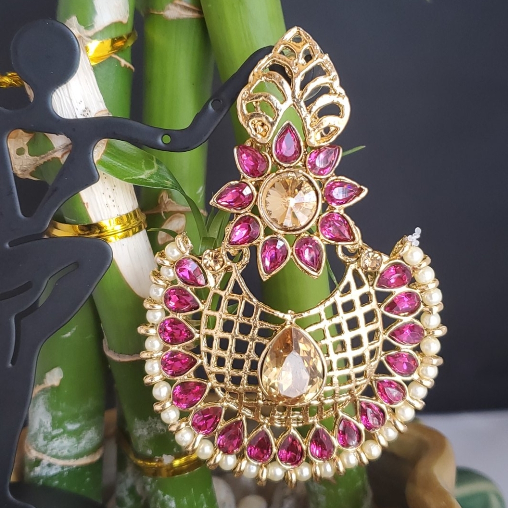 Fancy Earring - Picture 3 of 3